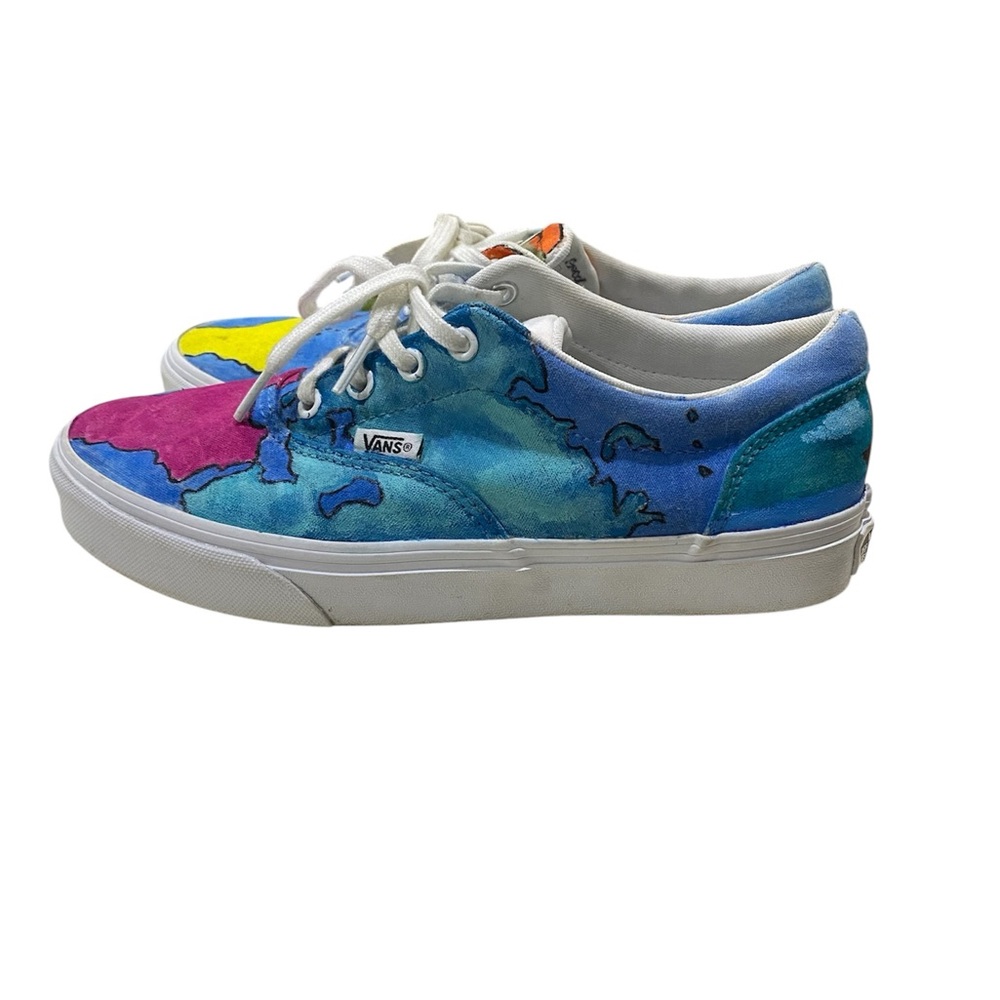 VANS OFF THE WALL ONE OF A KIND HAND PAINTED EARTH MOTIF SZ 8 Women’s - Picture 4 of 8